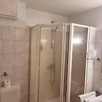 Alt Oesselse Ξενοδοχείο