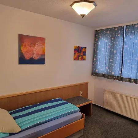 Alt Oesselse Hotel 2*