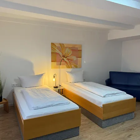 Alt Oesselse Hotell 2*