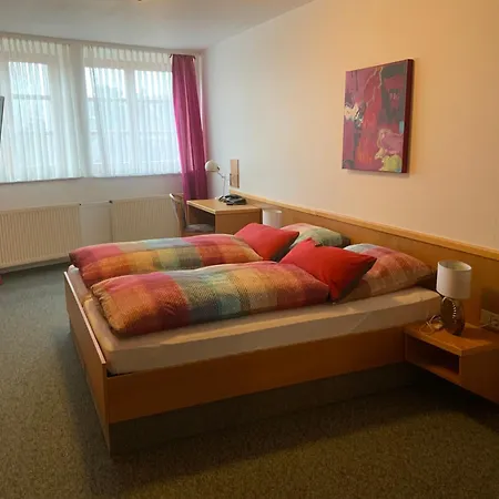Hotel Alt Oesselse 2*